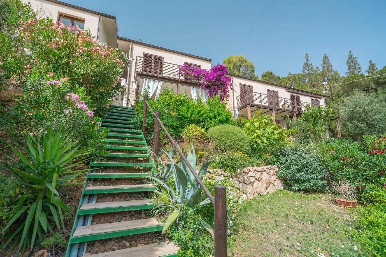 Villa Luna . Chia Eden Rock . Wifi Ac Riva dei Pini Italy